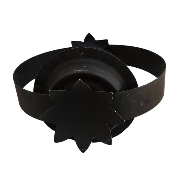 Decorative Black Metal Candle Holder With Floral Design For Home Décor Farmhouse - Picture 3 of 9